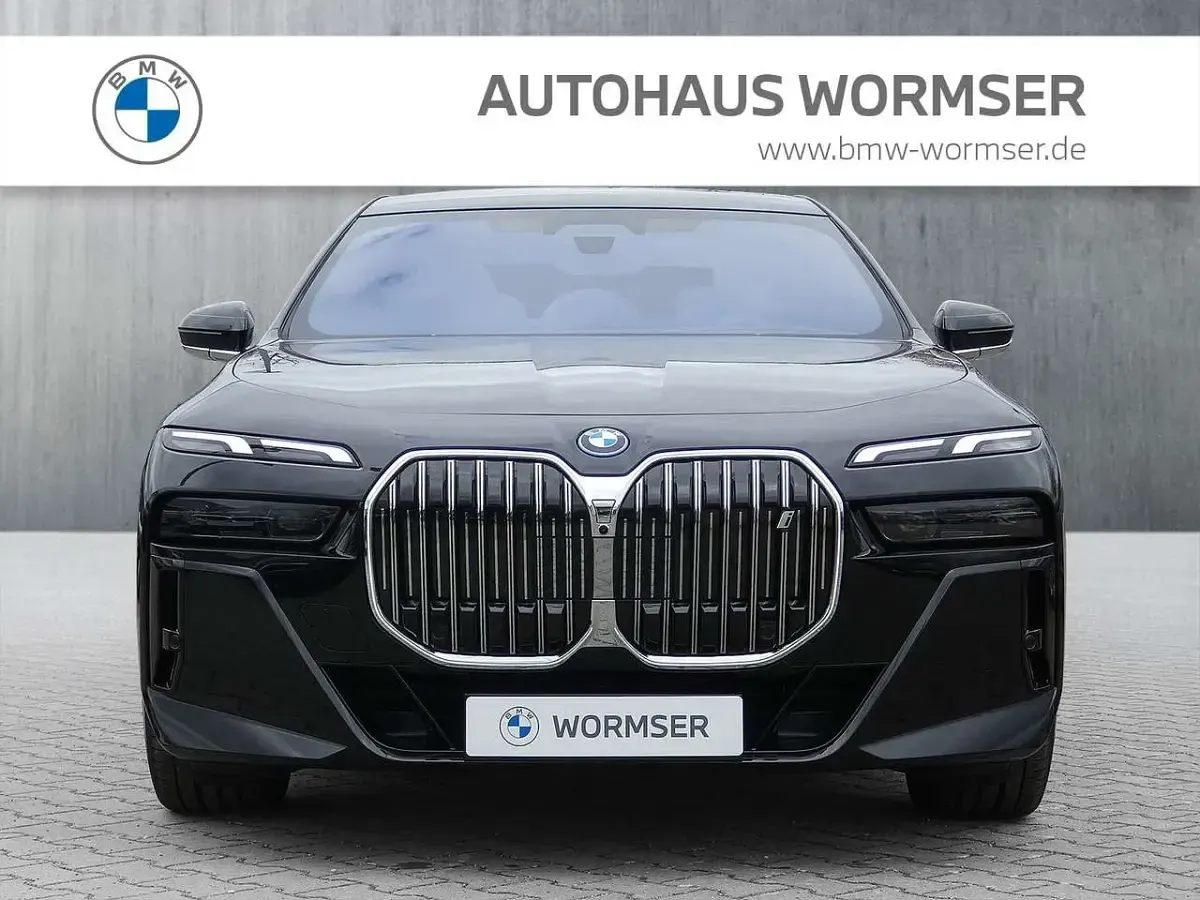 Neu BMW i7 Sport Line 400 kW (544 PS) 2026 Schwarz Limousine