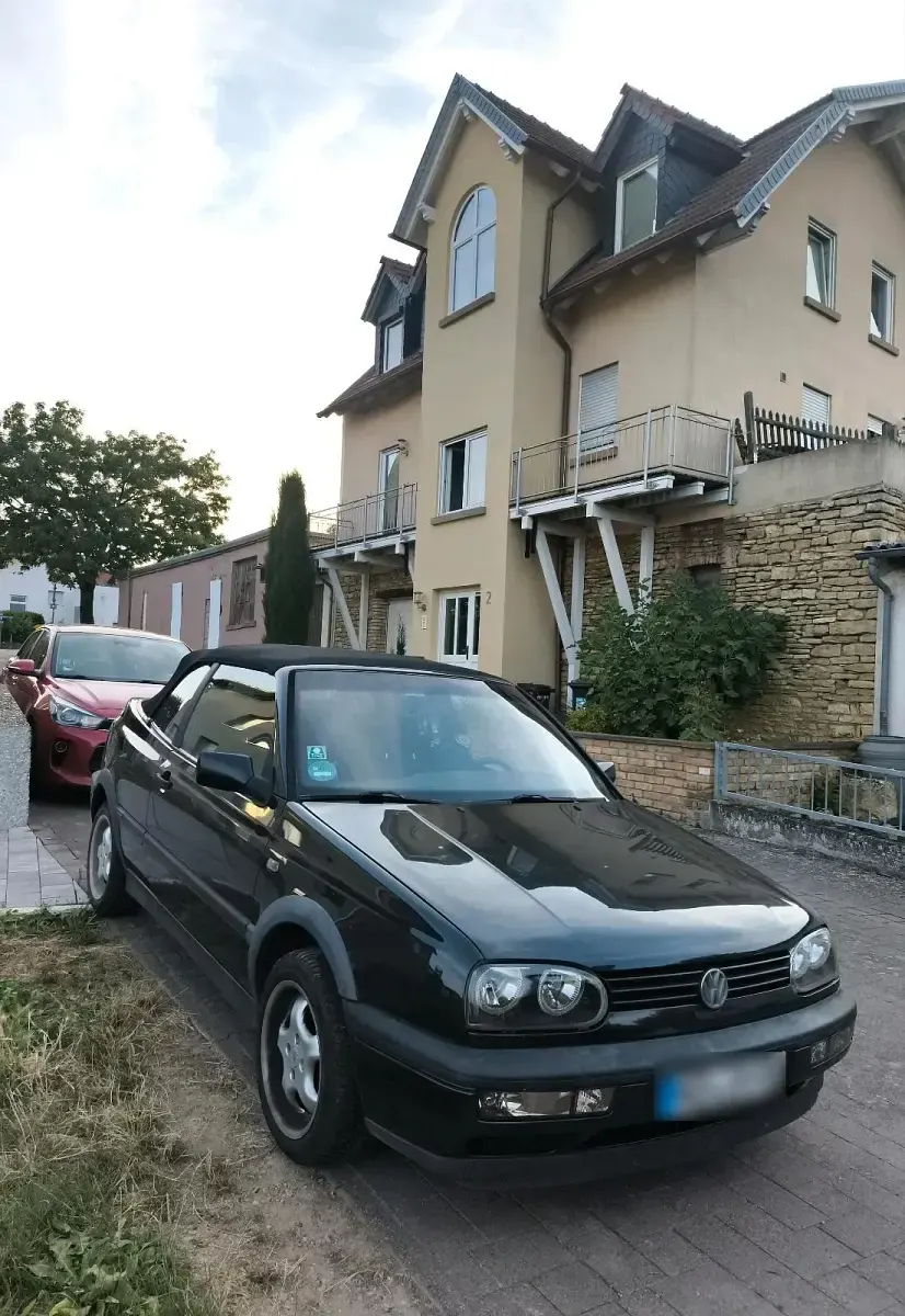 Gebraucht VW Golf Cabriolet 75 PS (55 kW) 1994 Schwarz Cabrio