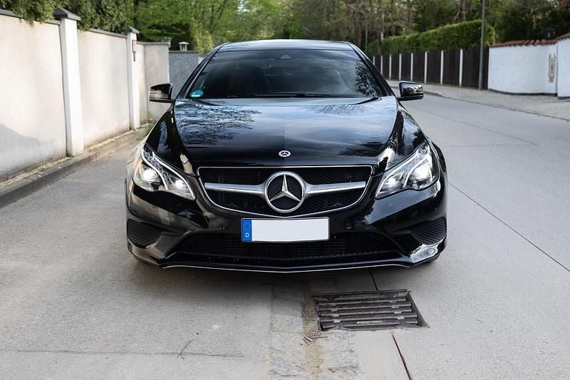 Gebraucht Mercedes E250 211 PS (155 kW) 2014 Schwarz Coupé