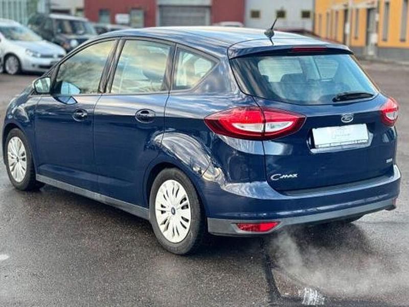 Second-hand Ford C-MAX Trend 101 CP (74 kW) 2017 Albastru Monovolum