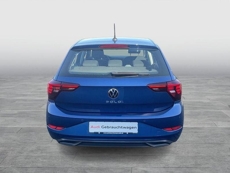 Usata VW Polo Life 95 CV (69 kW) 2022 Blu Utilitaria