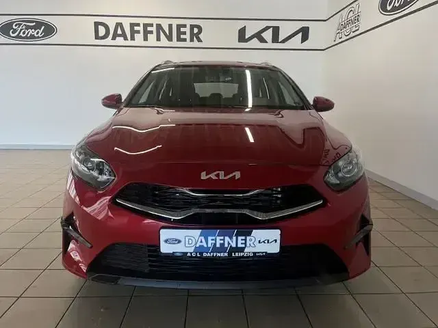 Gebraucht Kia Ceed Sportswagon Vision 101 PS (74 kW) 2024 Rot Kombi