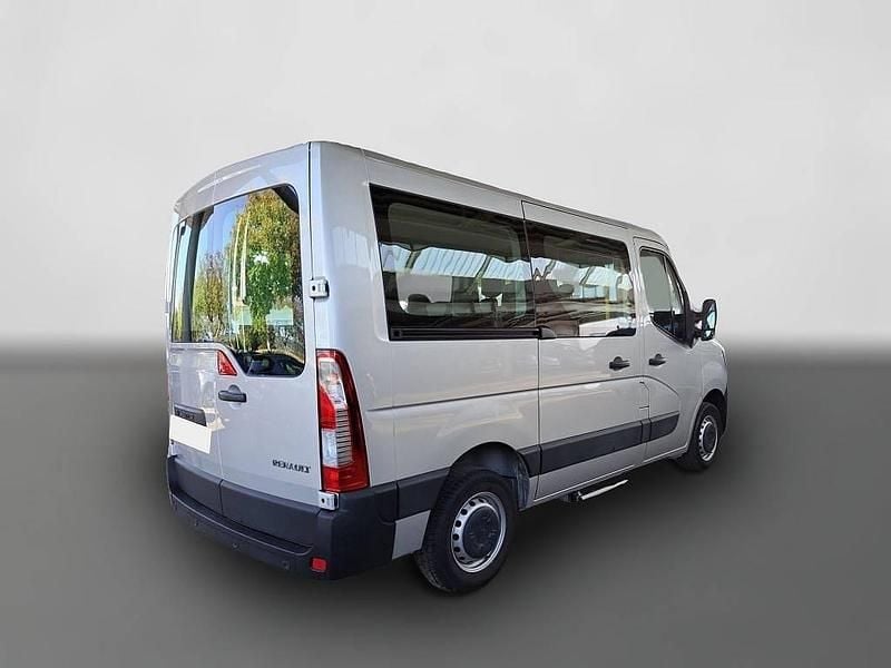 Second-hand Renault Master 150 CP (110 kW) 2021 Argintiu Van