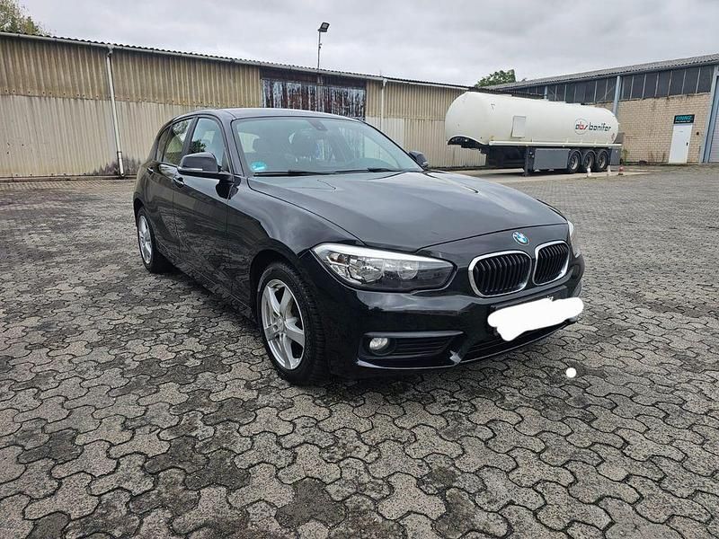 Gebraucht BMW 116 Advantage 116 PS (85 kW) 2016 Schwarz Kleinwagen