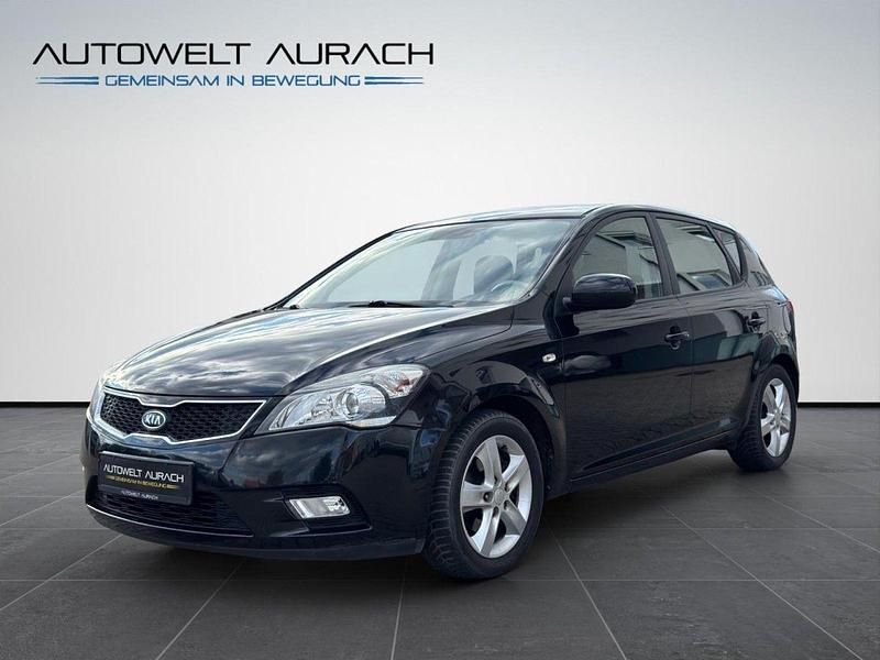 Second-hand Kia Ceed Edition 7 90 CP (66 kW) 2012 Negru Hatchback