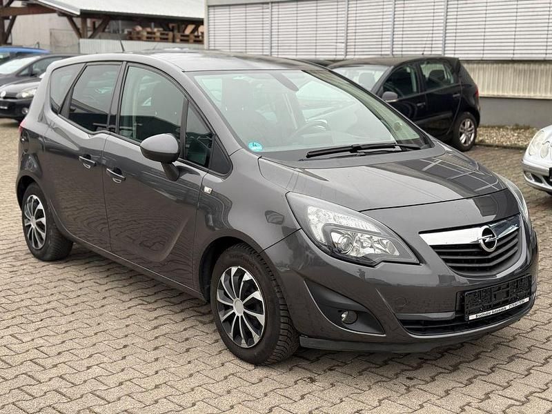 Gebraucht Opel Meriva Design Edition 120 PS (88 kW) 2011 Grau Van / Kleinbus