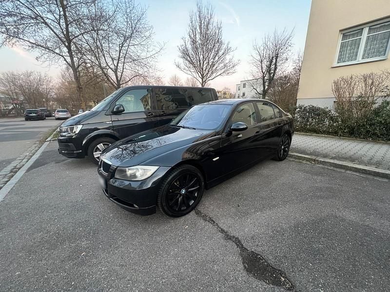 Gebraucht BMW 320 170 PS (125 kW) 2005 Schwarz Limousine