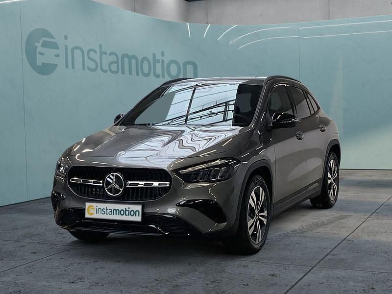 Grau Gebraucht 2024 Mercedes GLA200 SUV | 44.749 € (Teuer) - Bild 1/4