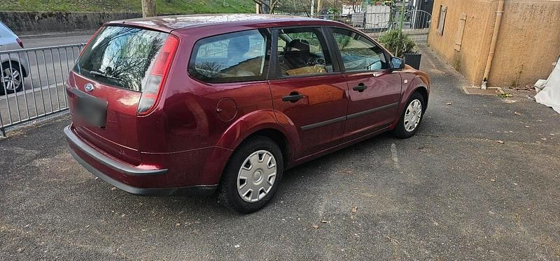 Gebraucht Ford Focus 101 PS (74 kW) 2005 Andere farben Kombi