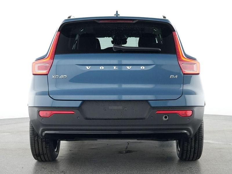 Gebraucht Volvo XC40 Plus 197 PS (144 kW) 2025 Blau SUV