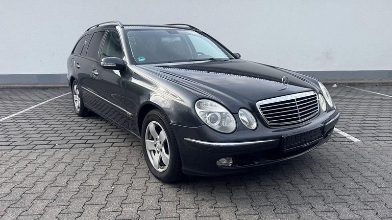 Gebraucht Mercedes E320 Elegance 224 PS (164 kW) 2003 Grau Kombi