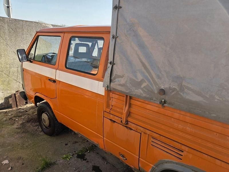 Gebraucht VW T3 57 PS (41 kW) 1988 Orange Van