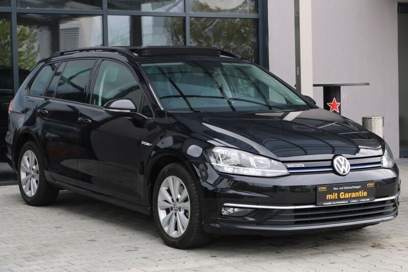 Schwarz Gebraucht 2018 VW Golf VII Comfortline Kombi | 13.490 € (Fairer Preis) - Bild 1/4