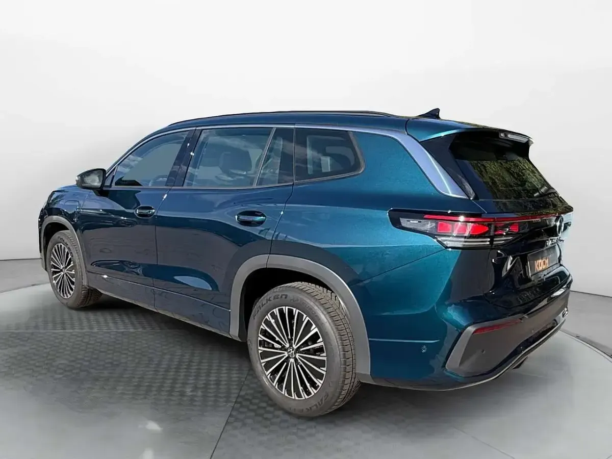 Gebraucht VW Tayron Life 205 PS (150 kW) 2025 Nightshade blue metallic SUV