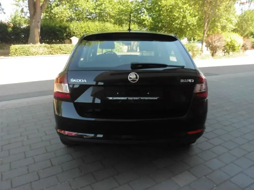 Gebraucht Skoda Rapid Ambition 110 PS (80 kW) 2019 Schwarz Kleinwagen