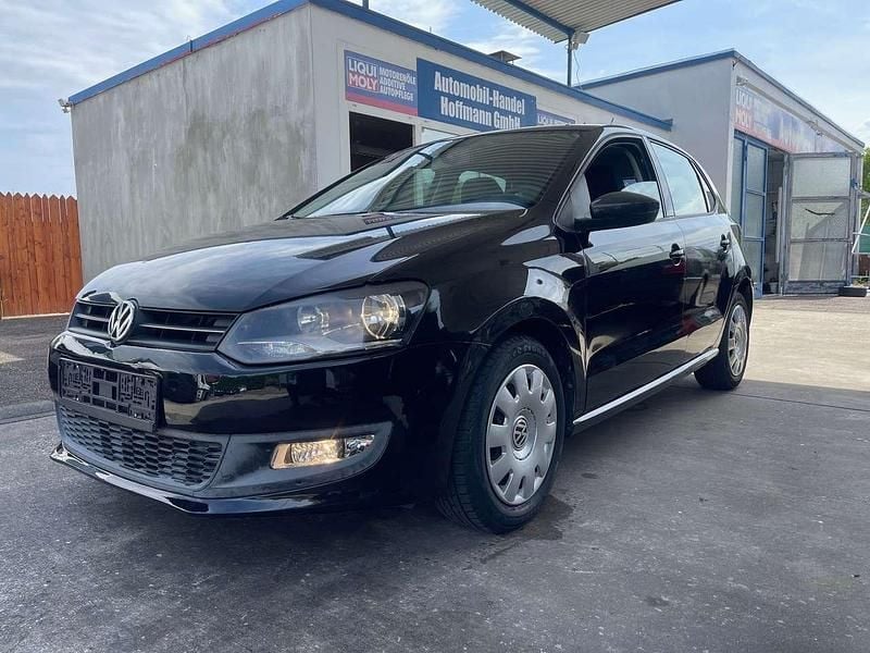 Gebraucht VW Polo 69 PS (50 kW) 2010 Deep black perleffekt Kleinwagen