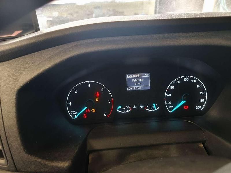 Gebraucht Ford Transit Trend 131 PS (96 kW) 2020 Weiß Van