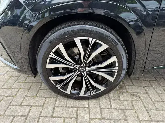 Gebraucht Renault Austral Iconic 200 PS (147 kW) 2023 Sternenschwarz SUV
