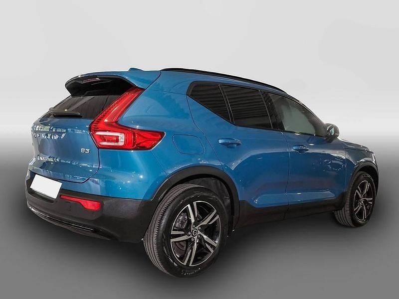 Gebraucht Volvo XC40 Plus 163 PS (119 kW) 2023 Blau SUV