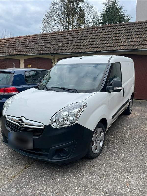 Usata Opel Combo 2012 Bianco Monovolume