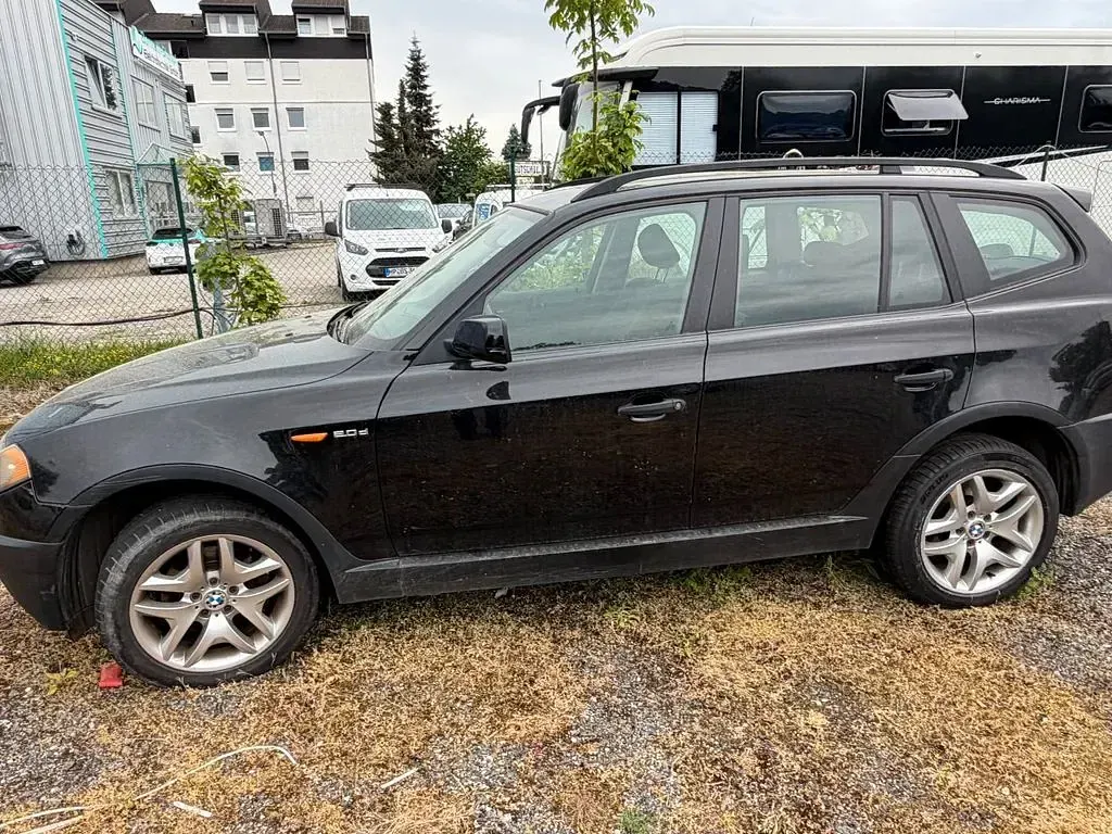 Second-hand BMW X3 150 CP (110 kW) 2006 Negru SUV