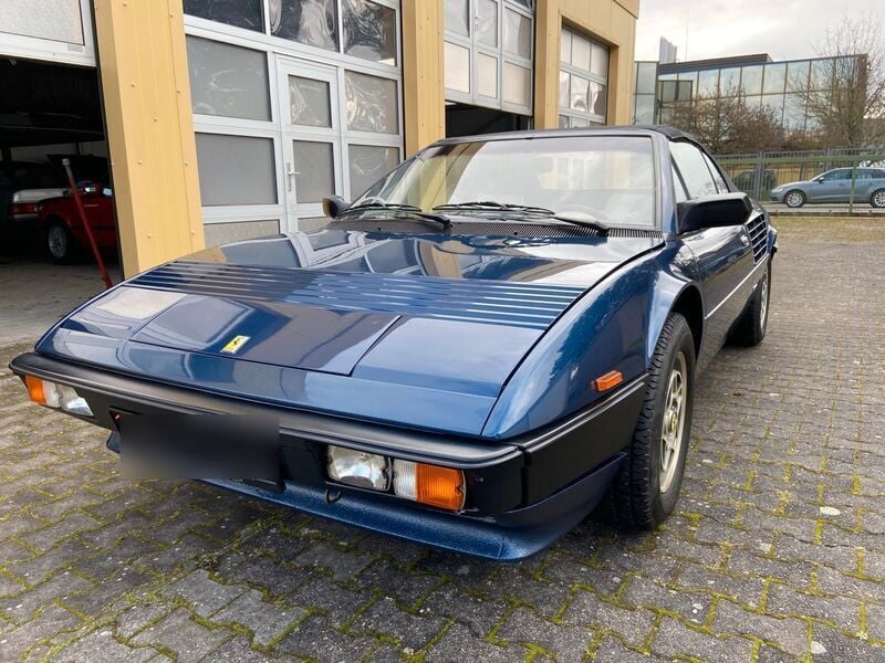 Blau Gebraucht 1984 Ferrari Mondial Cabrio | 52.900 € - Bild 1/4