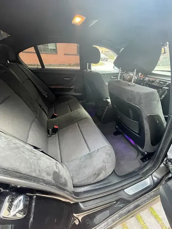 Gebraucht BMW 318 129 PS (94 kW) 2006 Schwarz Limousine