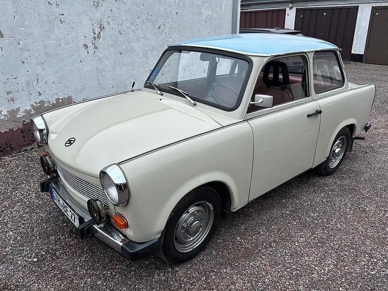 Beige Gebraucht 1988 Trabant 601 Limousine | 6.000 € - Bild 1/4