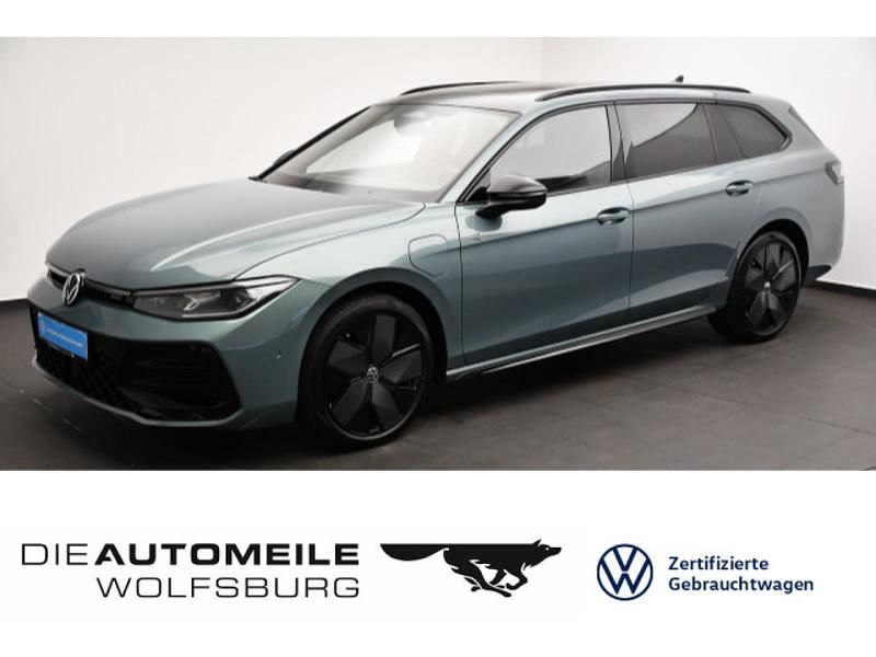 Gebraucht VW Passat R-line 177 PS (130 kW) 2025 Kombi