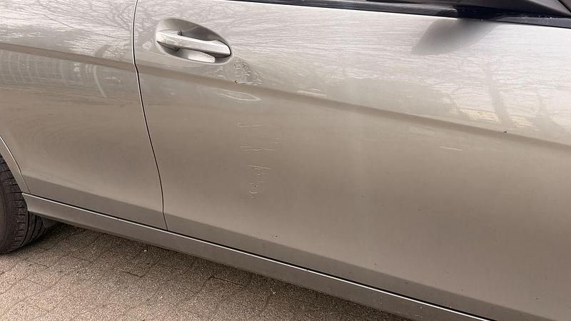 Gebraucht Mercedes C220 170 PS (125 kW) 2008 Silber Limousine