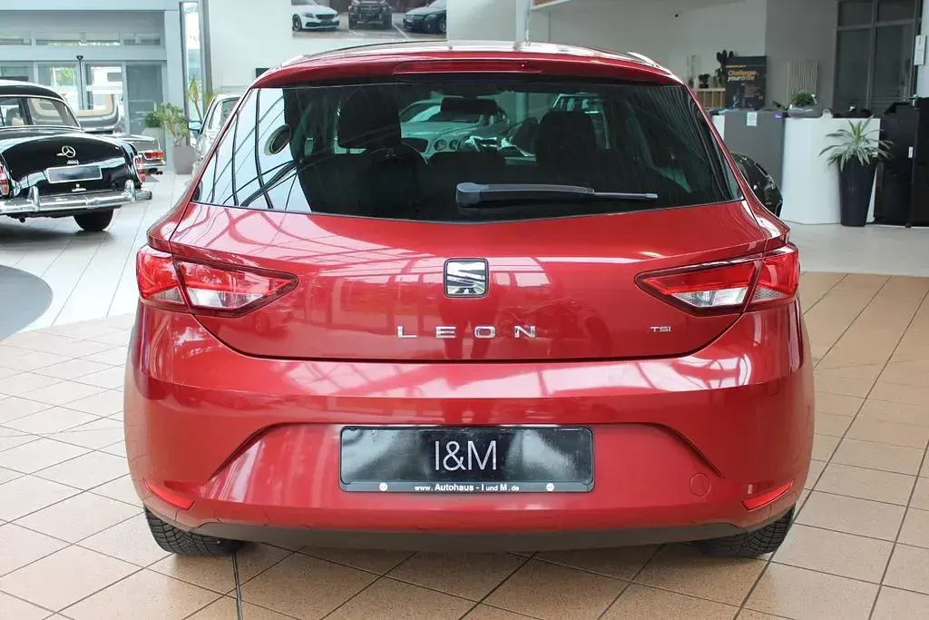 Gebraucht Seat Leon Style 122 PS (89 kW) 2014 Rot Limousine