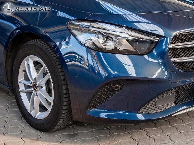 Gebraucht Mercedes B200 Progressive 150 PS (110 kW) 2019 Denimblau metallic Van / Kleinbus