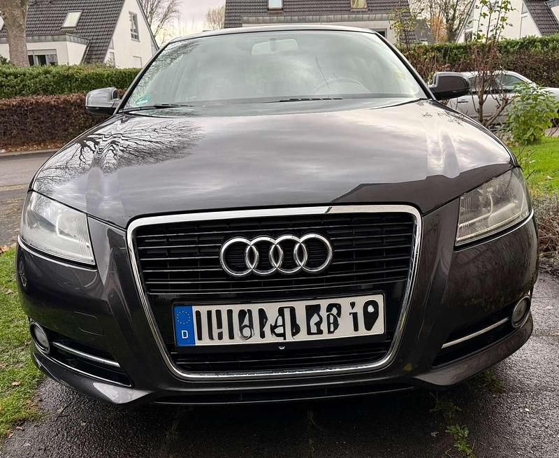 Gebraucht Audi A3 Ambition 125 PS (91 kW) 2010 Grau Limousine