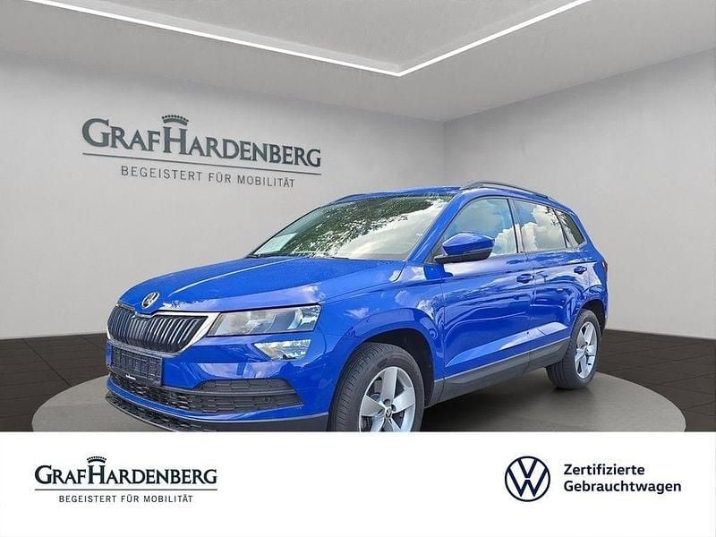 Blau Gebraucht 2022 Skoda Karoq Ambition SUV | 22.444 € (Superpreis) - Bild 1/4