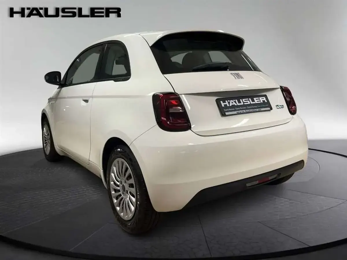 Gebraucht Fiat 500e 86 kW (118 PS) 2023 Weiß Kleinwagen