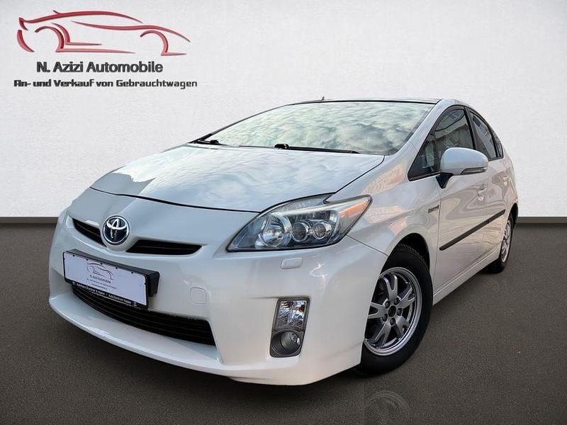 Gebraucht Toyota Prius Executive 99 PS (72 kW) 2010 White pearl cs Kleinwagen