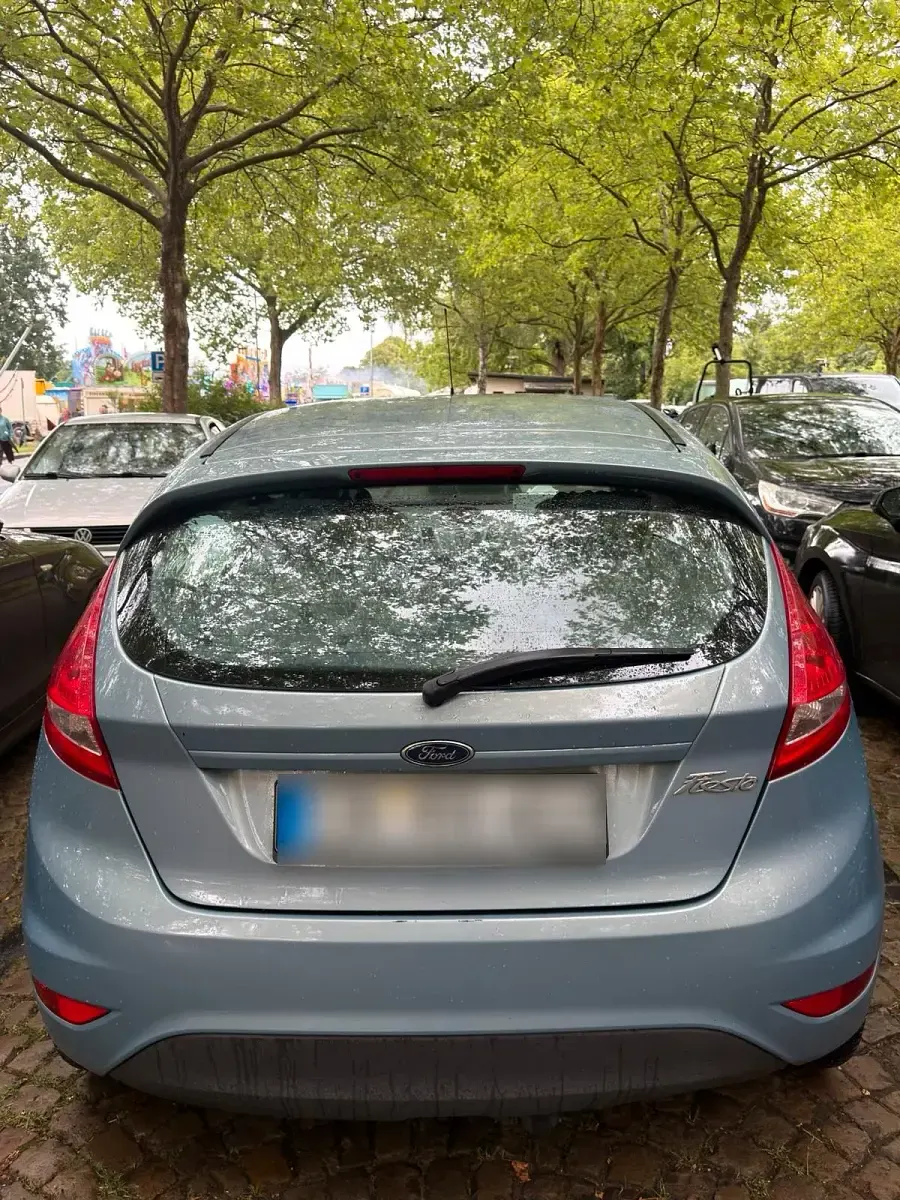 Gebraucht Ford Fiesta 82 PS (60 kW) 2008 Blau Kleinwagen
