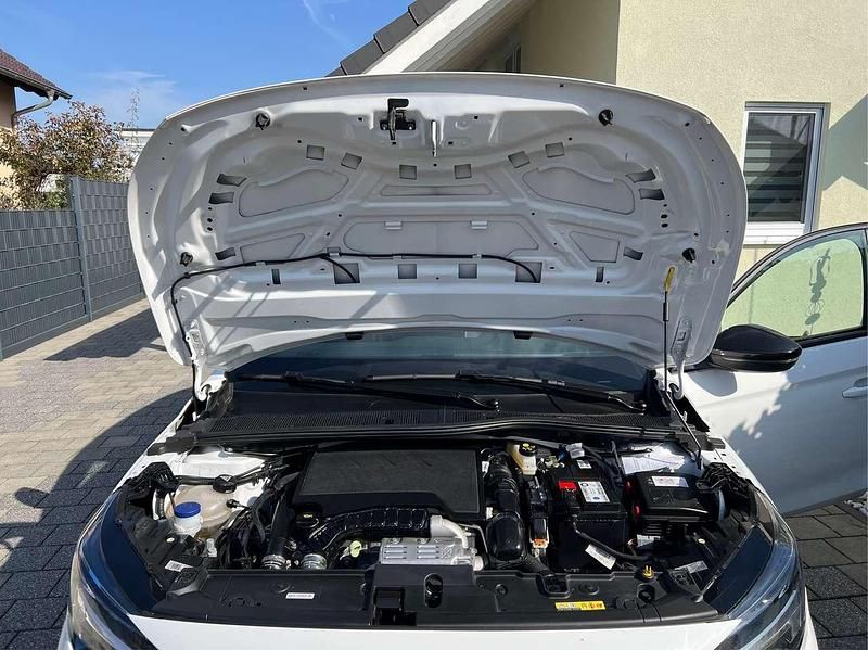 Gebraucht Opel Corsa GS Line 101 PS (74 kW) 2022 Weiß Kleinwagen