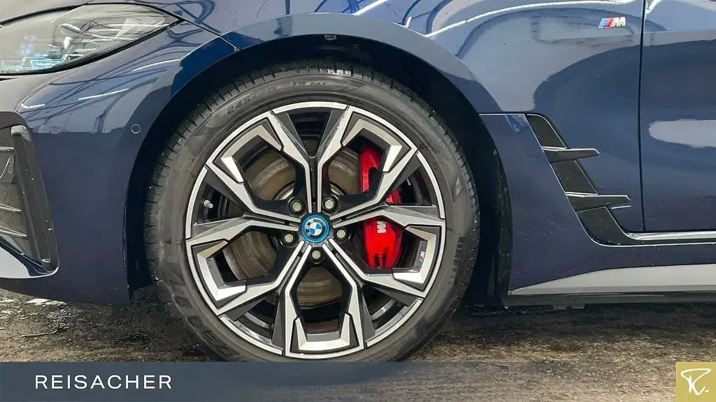 Gebraucht BMW i4 M Sport 400 kW (544 PS) 2024 Blau Limousine