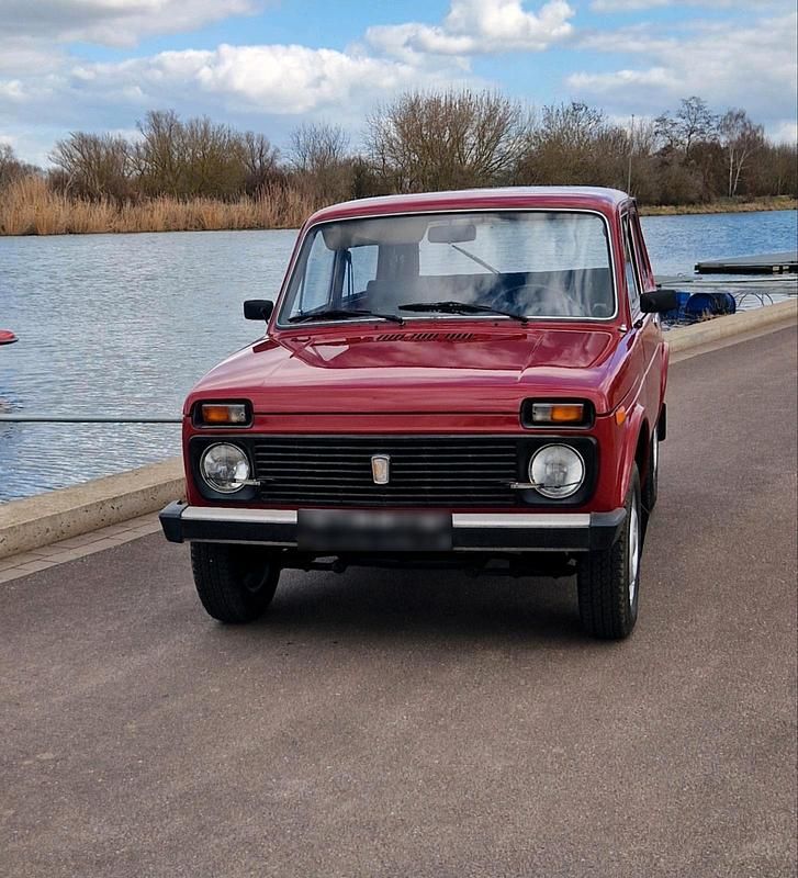 Gebraucht Lada niva 76 PS (55 kW) 1990 Rot SUV
