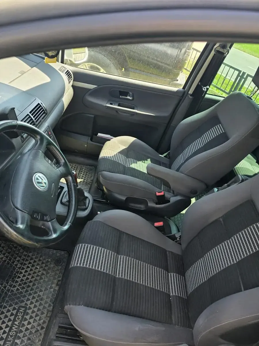 Gebraucht VW Sharan 140 PS (102 kW) 2009 Silber Van / Kleinbus