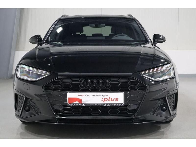 Gebraucht Audi A4 S-Line 204 PS (150 kW) 2025 Mythosschwarz metallic Kombi