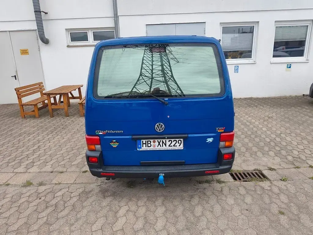 Gebraucht VW T4 102 PS (75 kW) 1999 Blau Van
