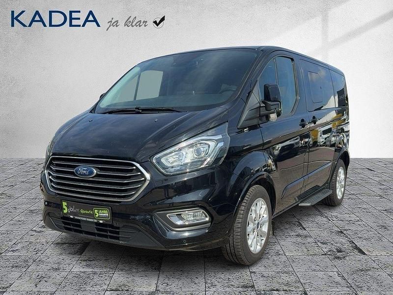 Gebraucht Ford Tourneo Titanium 185 PS (136 kW) 2019 Schwarz Van / Kleinbus