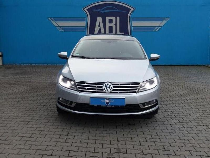 Second-hand VW CC 184 CP (135 kW) 2018 Argintiu Berlinǎ