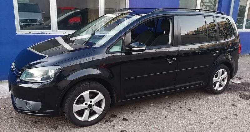 Gebraucht VW Touran 105 PS (77 kW) 2012 Schwarz Van / Kleinbus