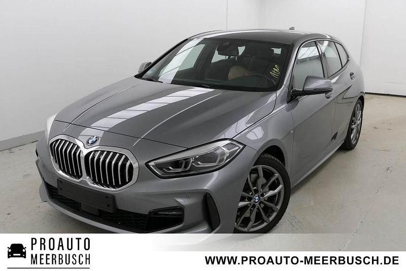 Skyscraper grau Gebraucht 2023 BMW 120 Comfort Edition Kleinwagen | 28.570 € (Fairer Preis) - Bild 1/4