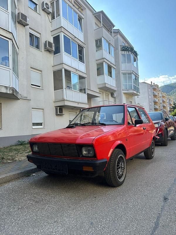 Rot Gebraucht 1989 Zastava Koral Kleinwagen | 2.950 € - Bild 1/4