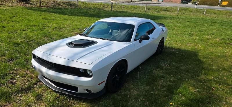 Second-hand Dodge Challenger 382 CP (280 kW) 2016 Alb Coupe