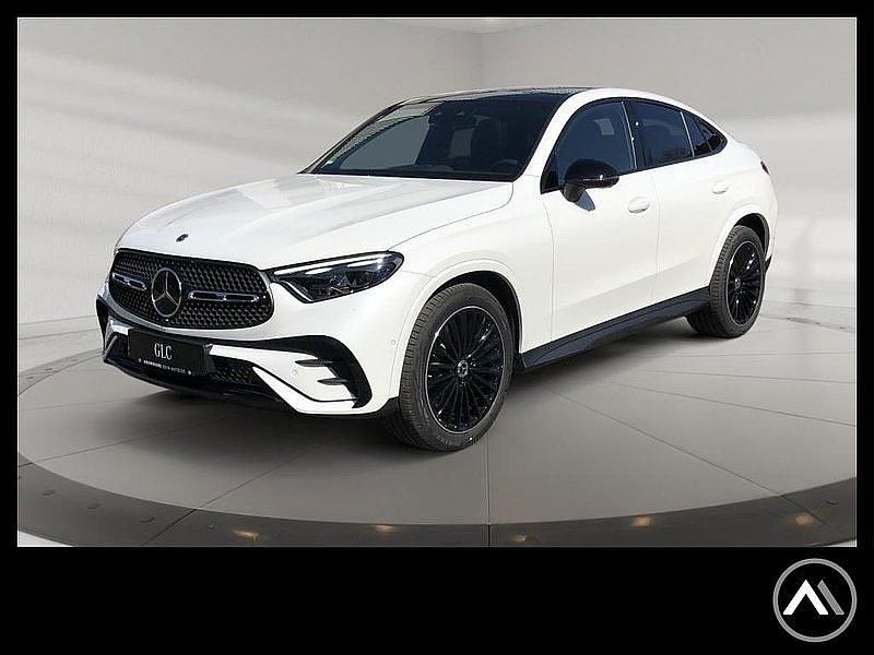 Weiss manufaktur lack manufaktur opalithweiss bright Gebraucht 2025 Mercedes GLC300 Coupé | 73.690 € (Fairer Preis) - Bild 1/4
